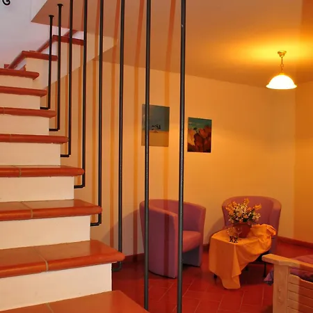 Borgo Di Collelungo Летний дом Монтайоне