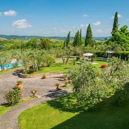 博尔戈迪科伦格乡村民宿 *