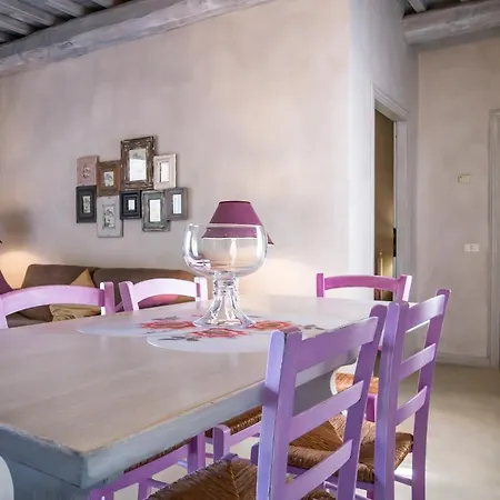 乡村民宿 博尔戈迪科伦格乡村民宿 蒙塔约内